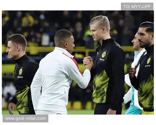 美国足球明星杯赛事：集结顶级球员的巅峰对决与精彩瞬间